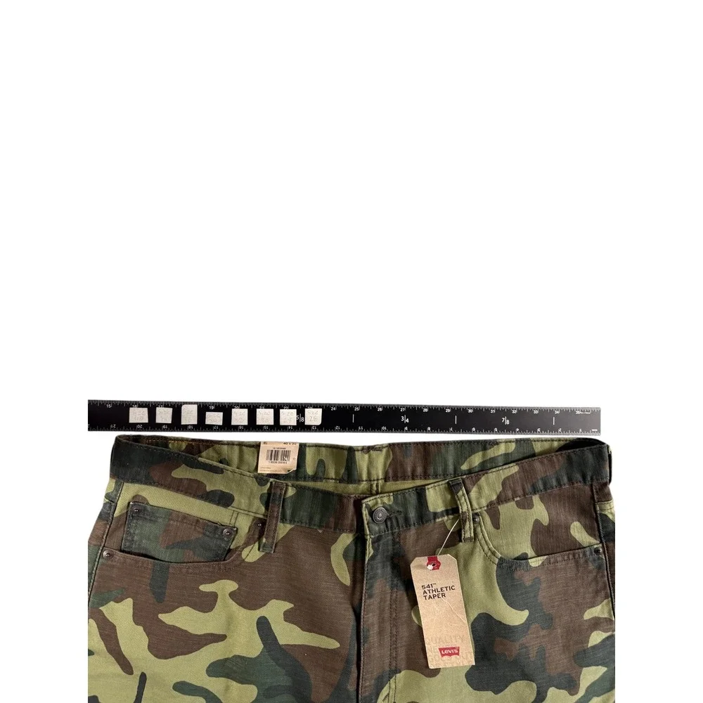 Levis 541 Athletic Taper Pants Mens 40x30 Camo New Tapered Durable Workwear Y2K